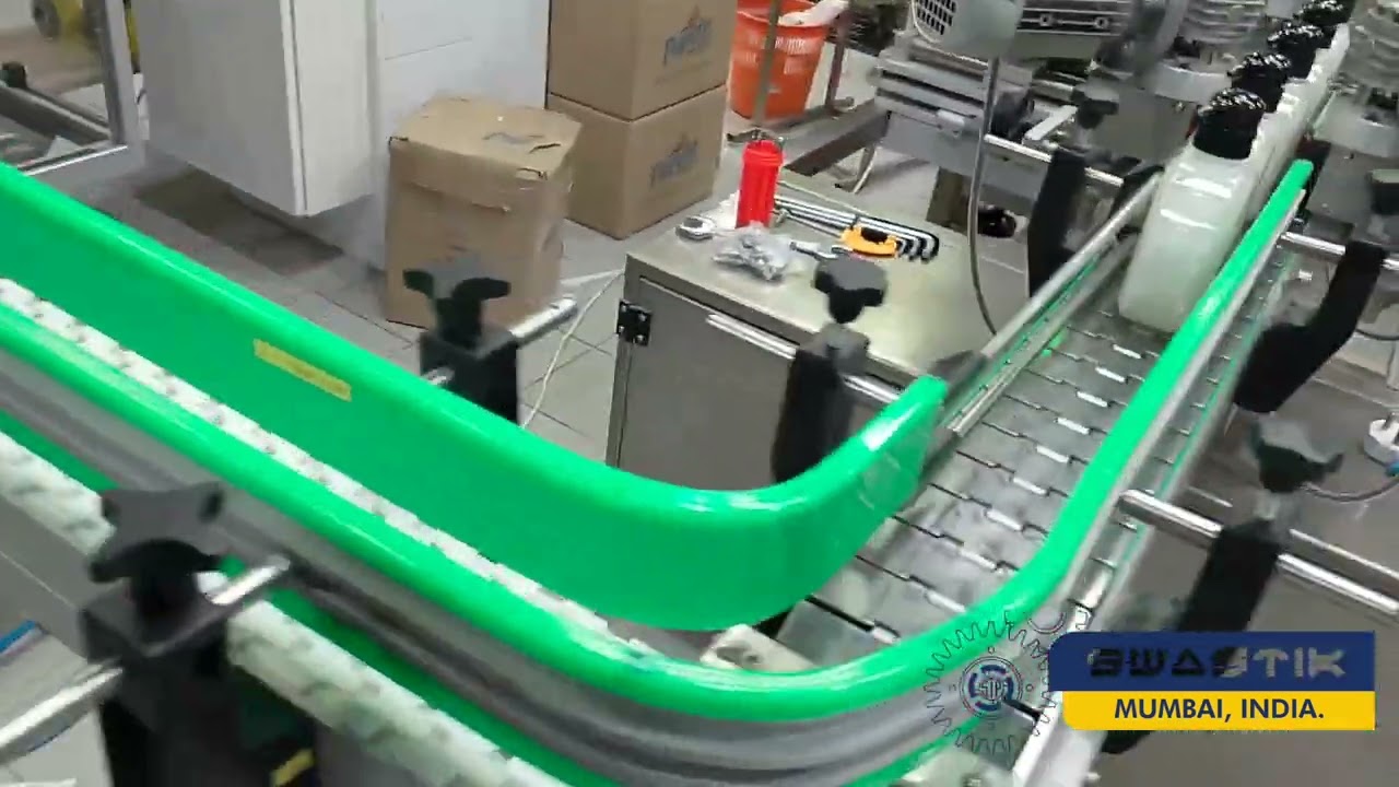 Swastik's Auto 4 Head Liquid Handwash Servo Filling, Spindle Capping And Double Labeling Machine
