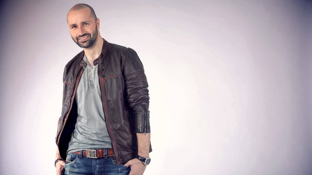 MUKATADO feat. ROBO OPATOVSK&Yacute;: HLADINA