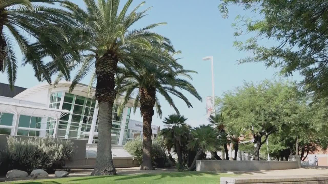 Tucson honors Lute Olson