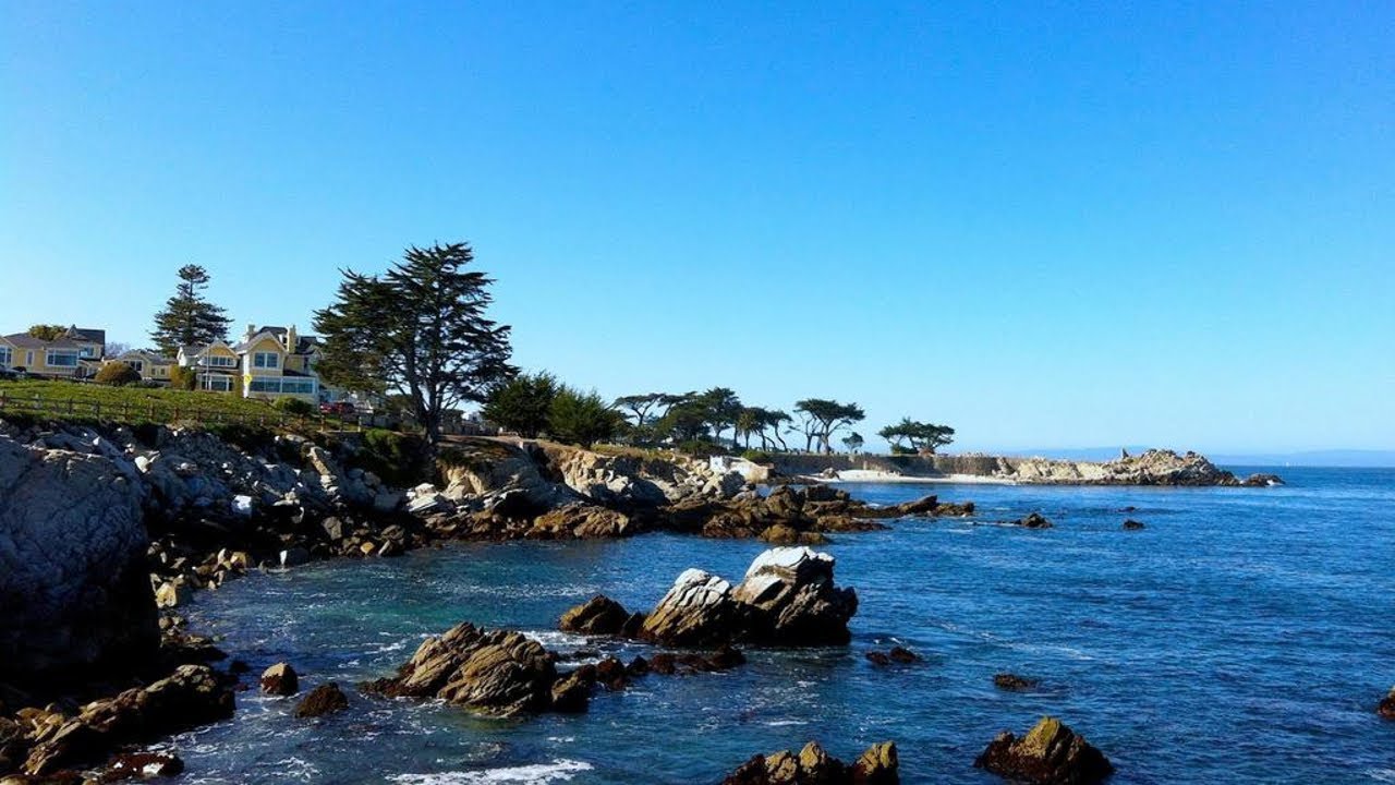 Top 5 Oceanfront Hotels in Monterey, California, USA