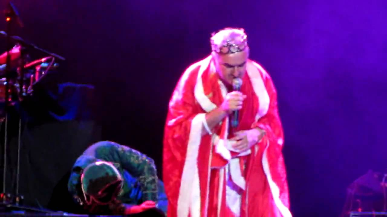 Mangoni - Because the Night (Live)