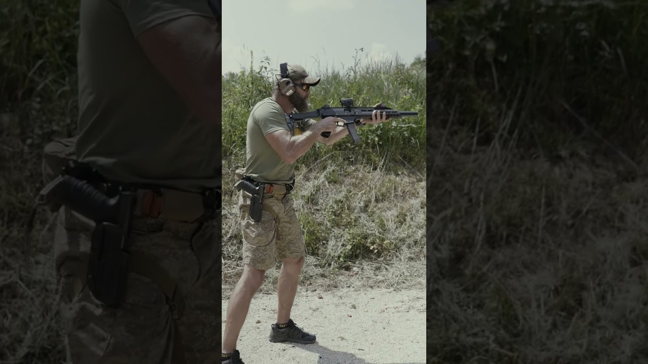 Pistolet Maszynowy Scorpion EVO 3 | Przeładowanie i Strzał