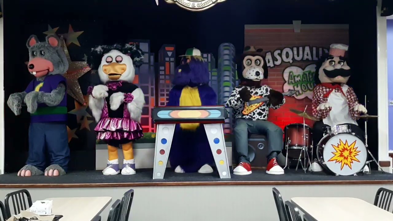 Chuck E Cheese Newington Connecticut - Down the Road