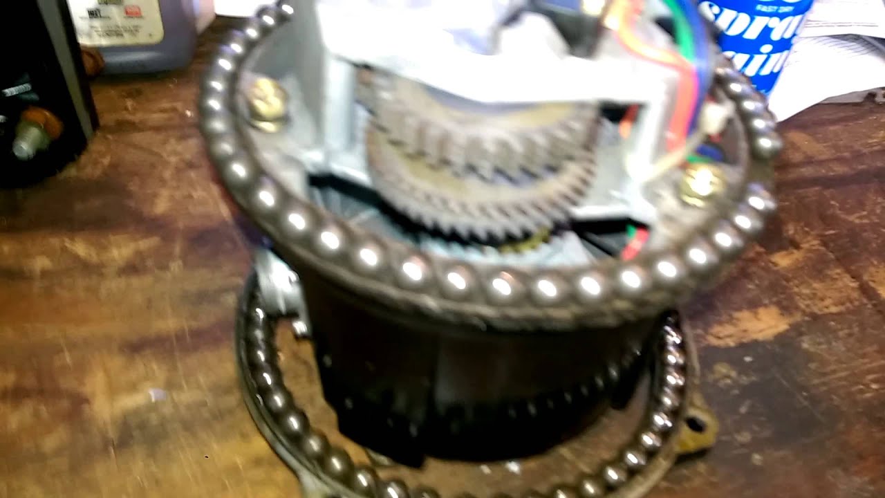 Yaesu G-800 Rotor dis-assembly and -hopeful- repair. Part 1