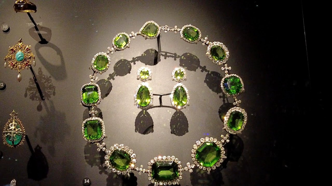 V&A MUSEUM (EP.4) : JEWELLERY GALLERY