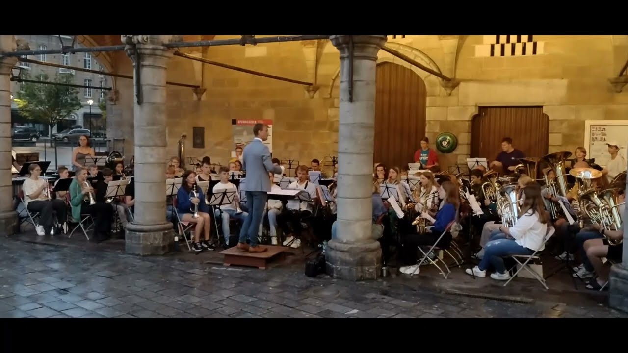 Symphonic highlights from Encanto - arr. Peter Kleine Schaars