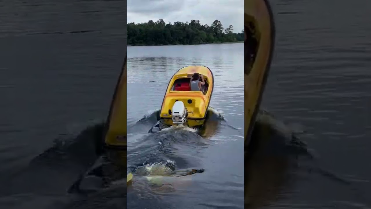 8&rsquo; Disney boat with a 25hp 2 stroke and a 70lb driver takes off a lot like a jetski lol