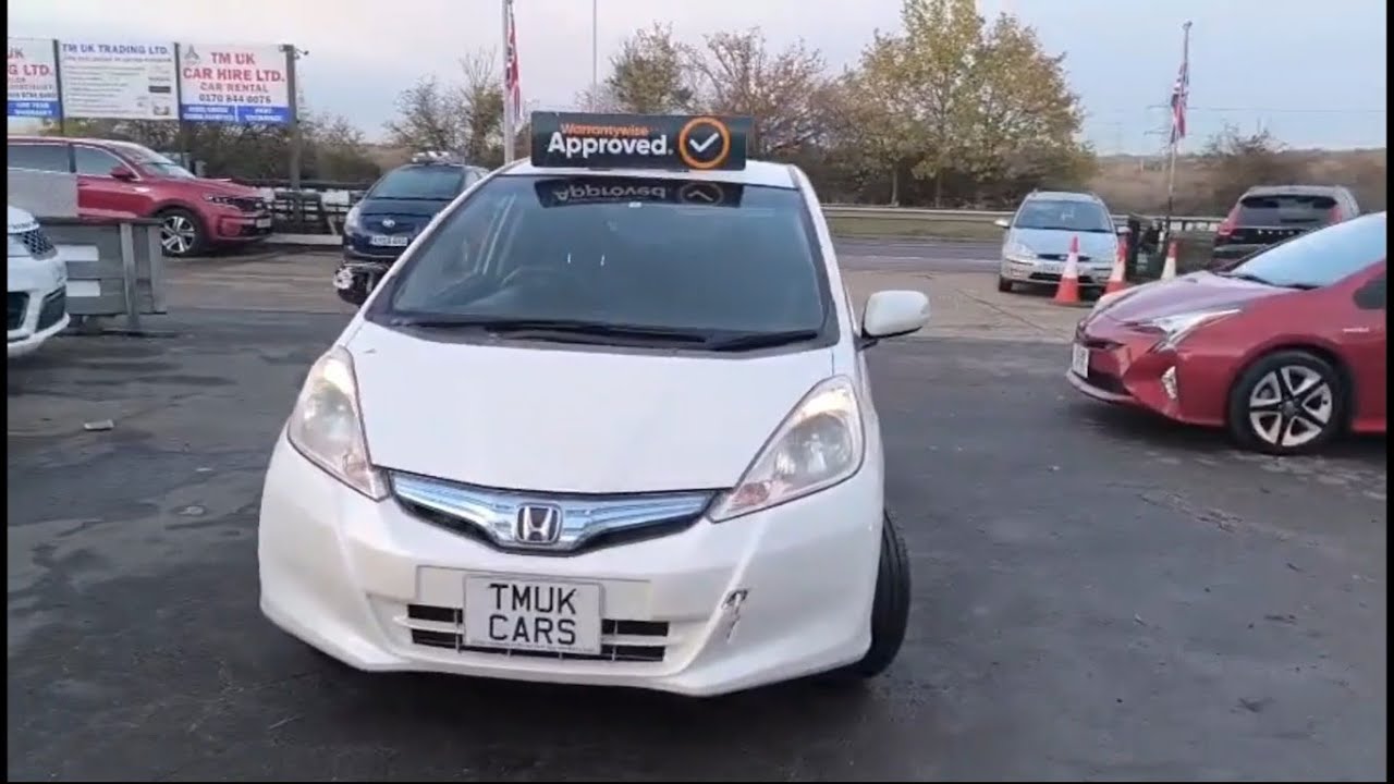HONDA JAZZ/FIT HYBRID (2012) — Самый дешевый автомобиль, соответствующий требованиям зоны сверхни...