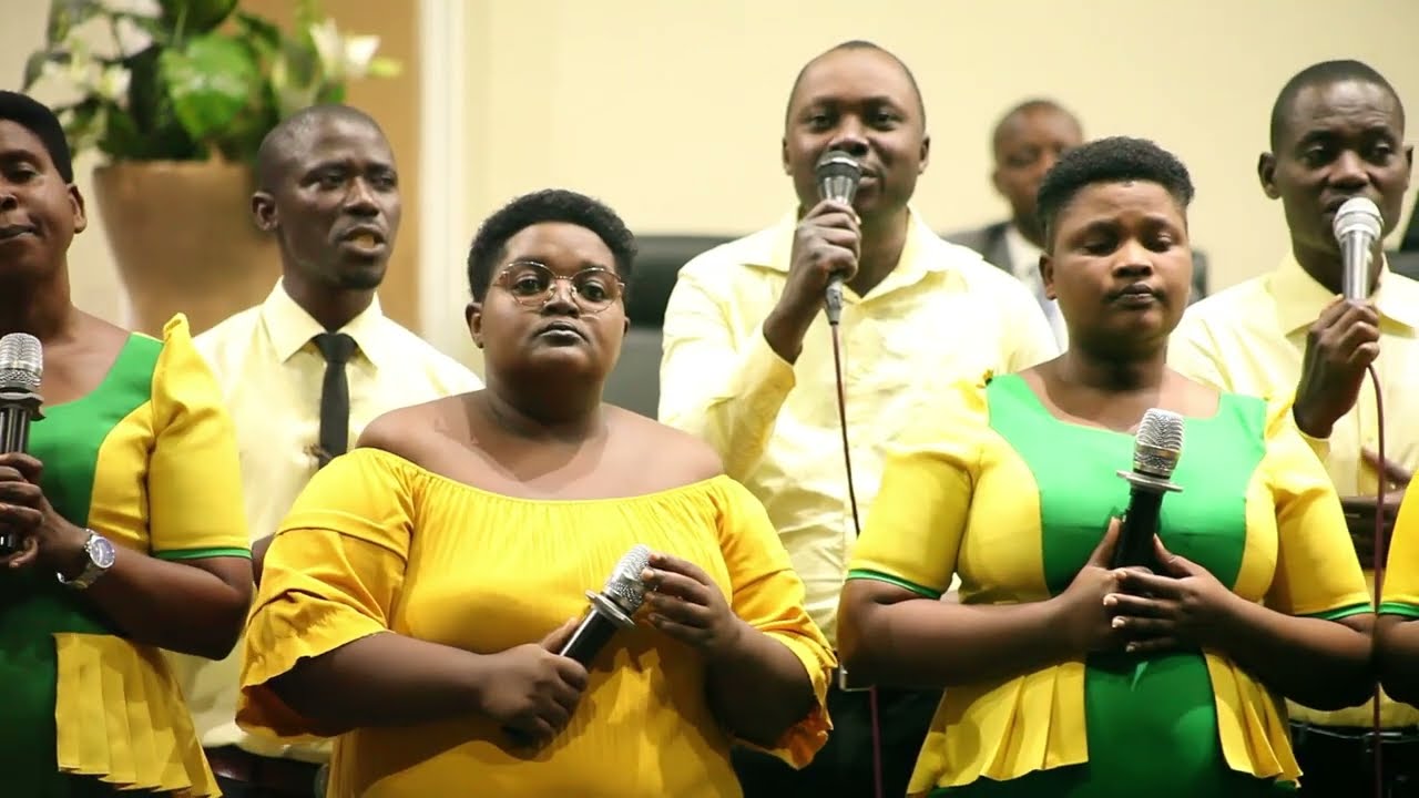 GUTANGIRA ISABATO ku Muhima: NSOBANURIRA IBYANDITSWE MU BYANDITSWE BY'UKURI. Pr VUGANEZA Didier