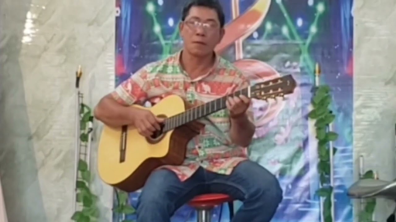 Dư âm. Guitar: Văn Danh