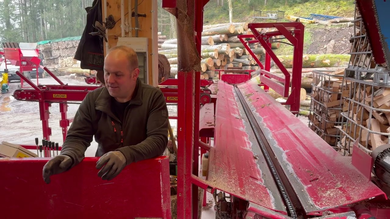 Brennholz Hubi Feger GROWI X Power Anlage 100 automatische Sägespaltanlage für Kurz und Meterholz.