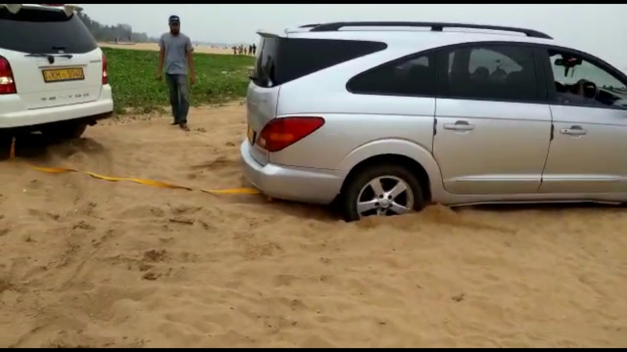SsangYong Stavic (2W) stuck