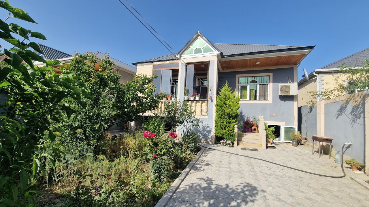 Zabrat 1 De 3 Sotda G&uuml;ll&uuml; &Ccedil;i&ccedil;əkli Əşyalı Heyet Evi Satilir📱055 737 45 48#heyetevi #villa #baki