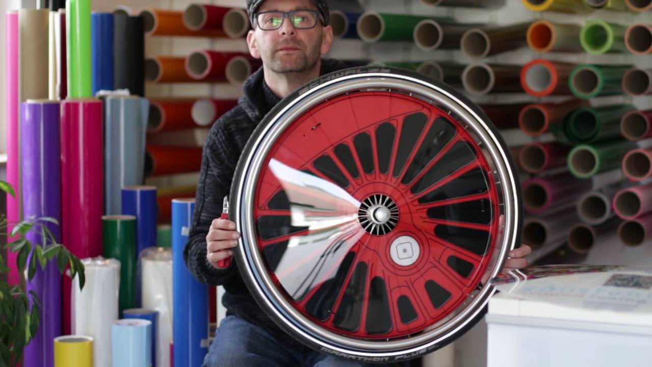 So befestige ich ein Rollstuhl Speichenschutz