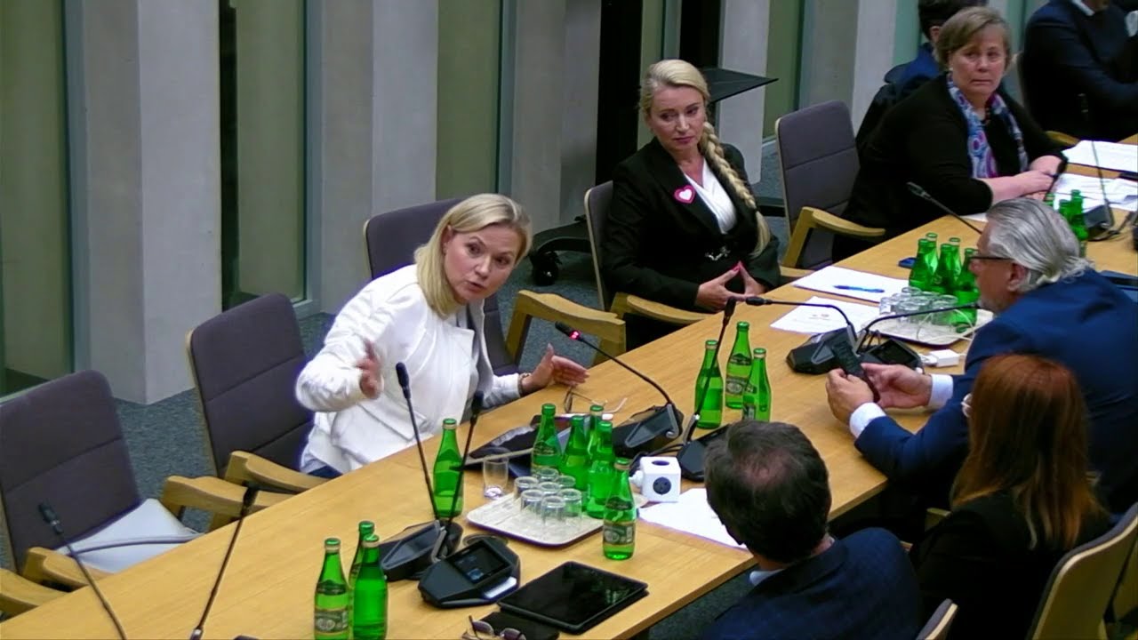 Monika Piątkowska - kt&oacute;re to firmy w spos&oacute;b niezgodny z prawem&nbsp;wprowadziły do obrot&oacute;w w tym kraju ..