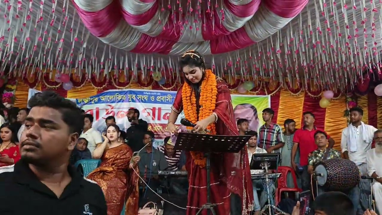 কি দিয়া নিবাবো আগুন পানি দিলে জলে। ভাইরাল জুলেখা সরকার নতুন হিট গান। 🫶
