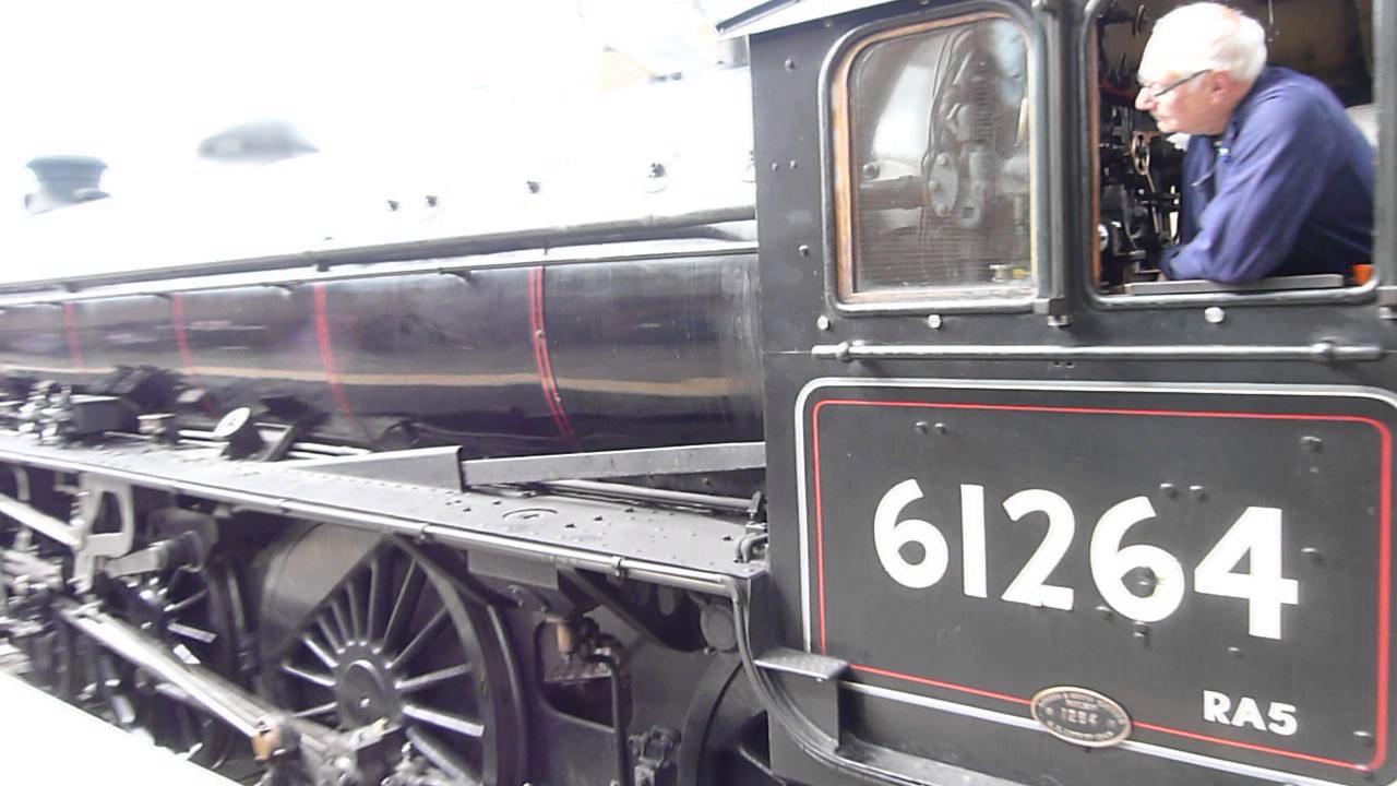 SIGHTS AND SOUNDS OF WHITBY - Whitby Train Station - 30/05/17.