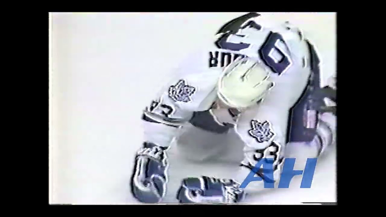 NHL May 17, 1993 Toronto Maple Leafs v Los Angeles Kings (melee) x2 Feeds Wendel Clark v Marty McSor