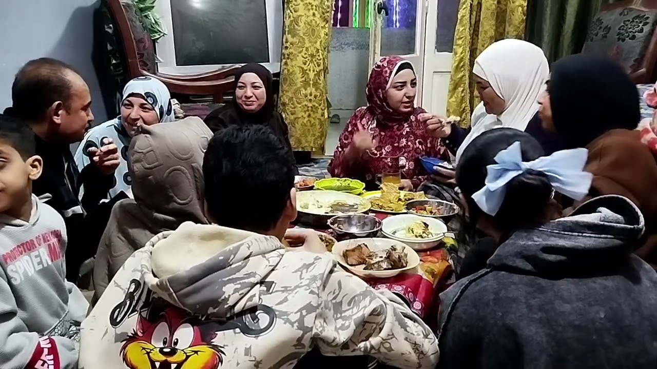 اجمل يوم قضيناه انا واخواتي كان يوم جميل جدا ربنا يخليكم ليا فطرنا سوه والأكل كان حكايه وهم