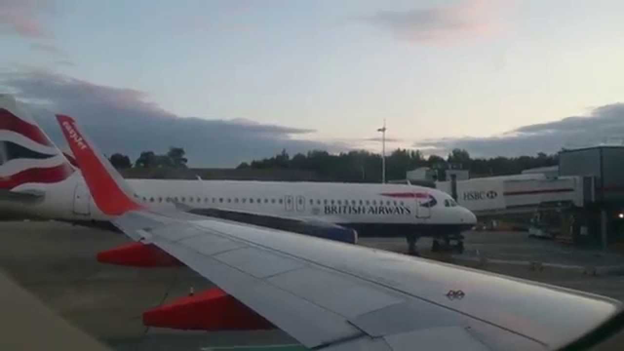 easyJet A320 G-EZWJ Take off Gatwick Airport 30/07/15 [HD]