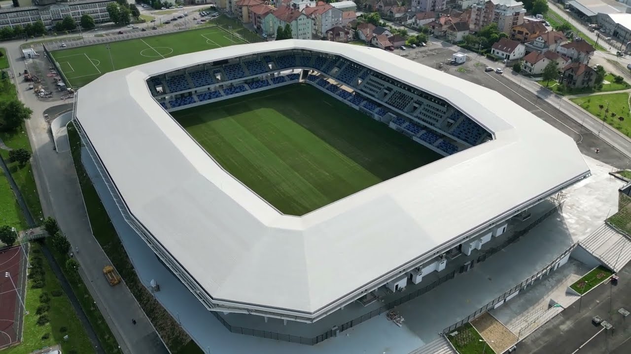 Novi stadion Loznica završni radovi (Drone video 2023)