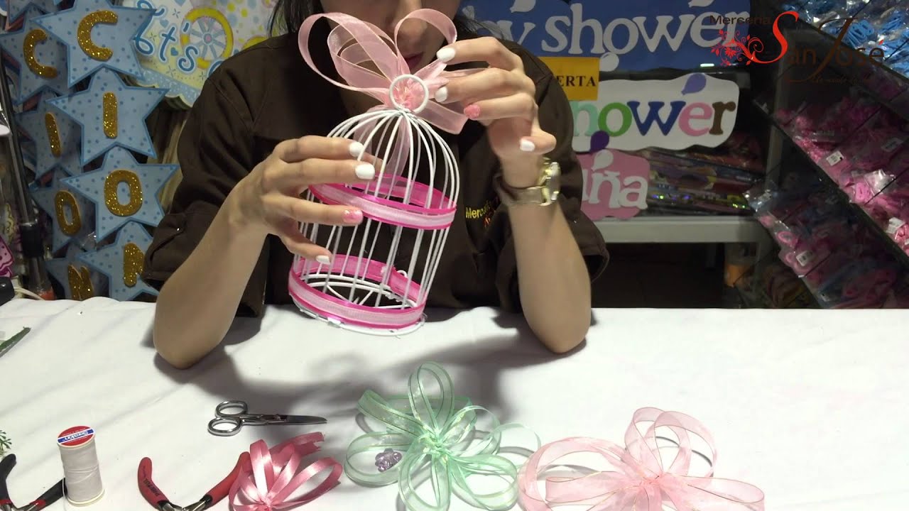 Decoración de una jaula para recuerdo de evento
