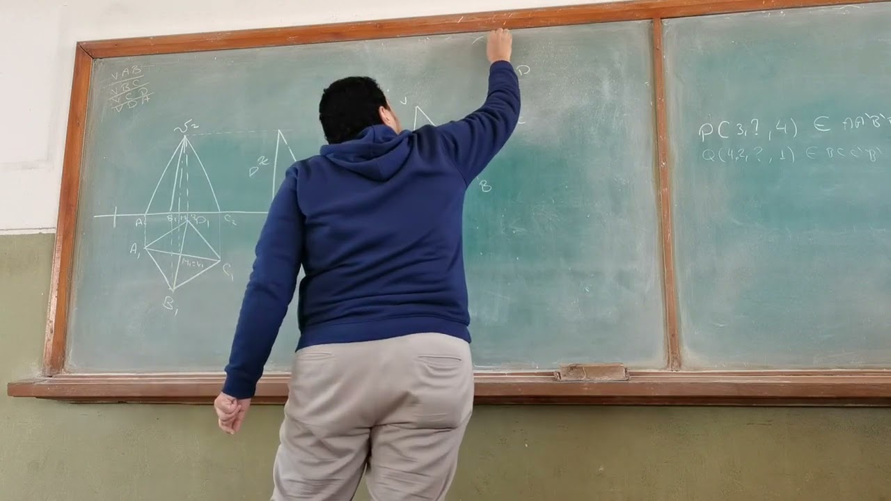 هندسة وصفية - افراد الهرم وإيجاد الخط الجيوديسى ... شرح البشمهندس / محمد يوسف