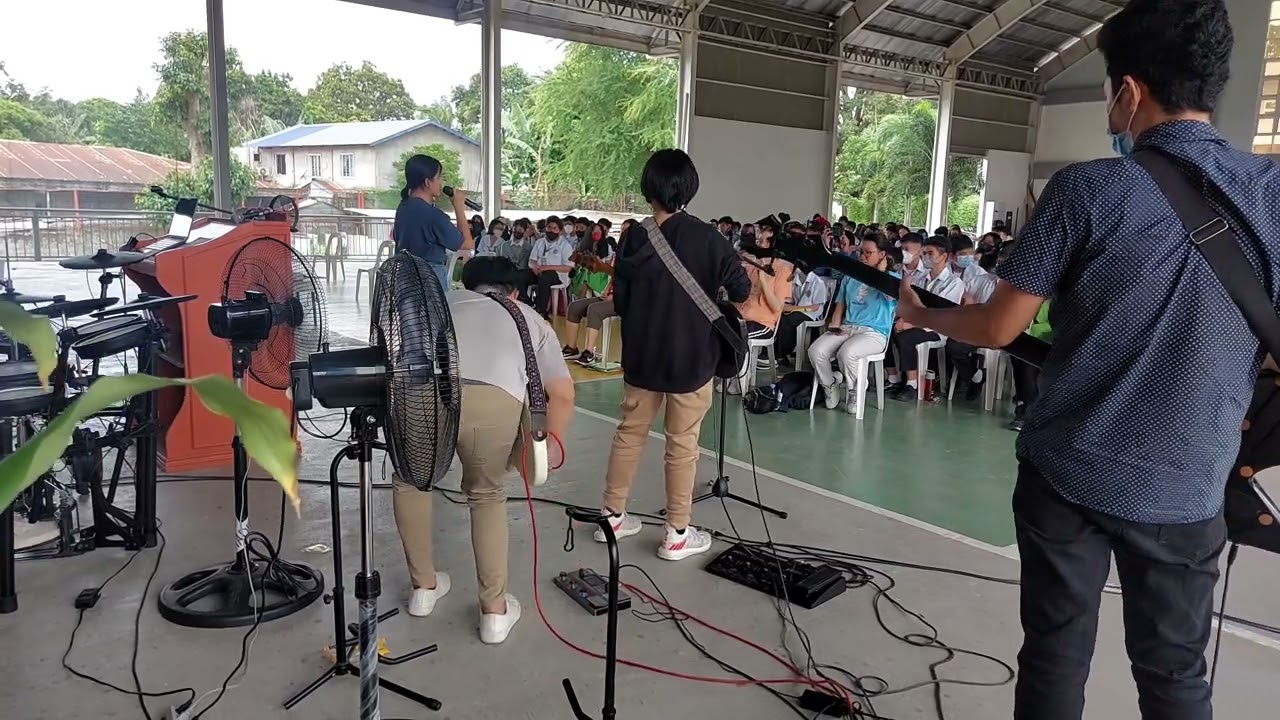 Peace Sign Live Performance