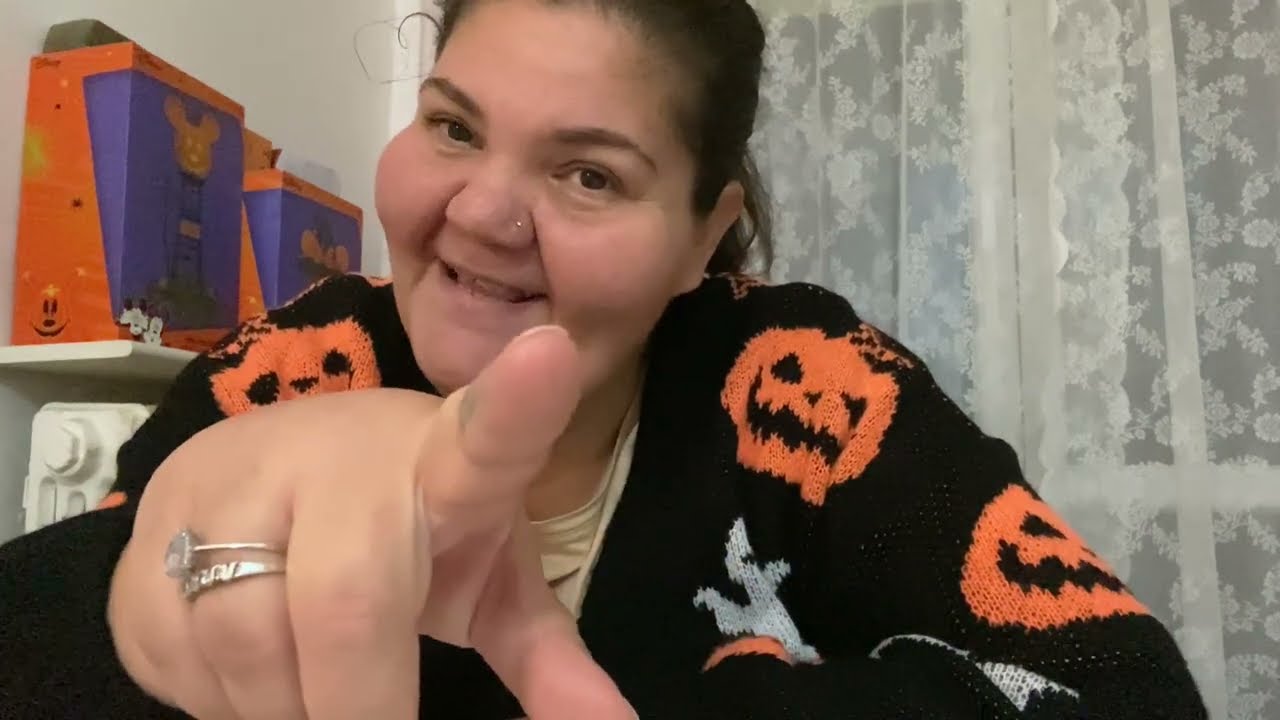 QUESTO VIDEO ASMR È PER TE…… RILASSATI CON ME!