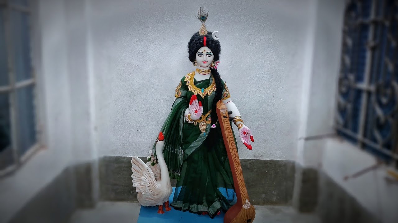 This is a step by step video of painting and making a beautiful Saraswati idol//সরস্বতী মূর্তি তৈরি।