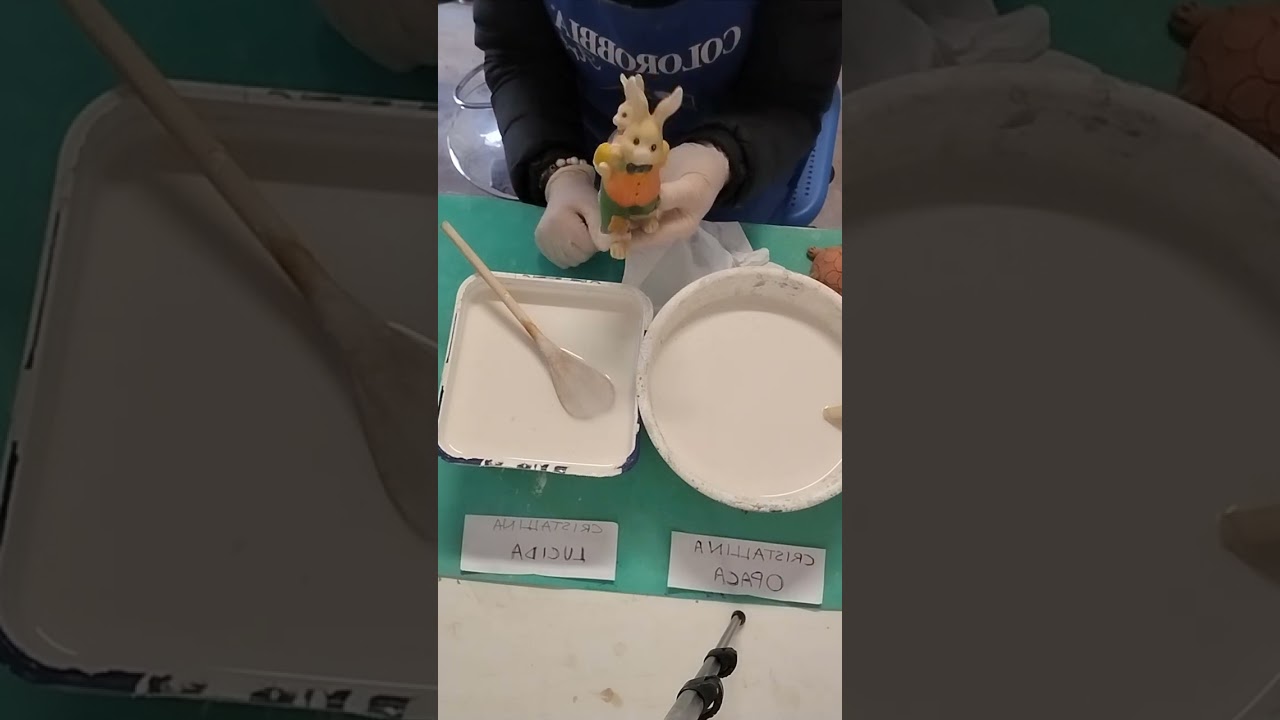 CRISTALLINA OPACA E LUCIDA sullo stesso oggetto