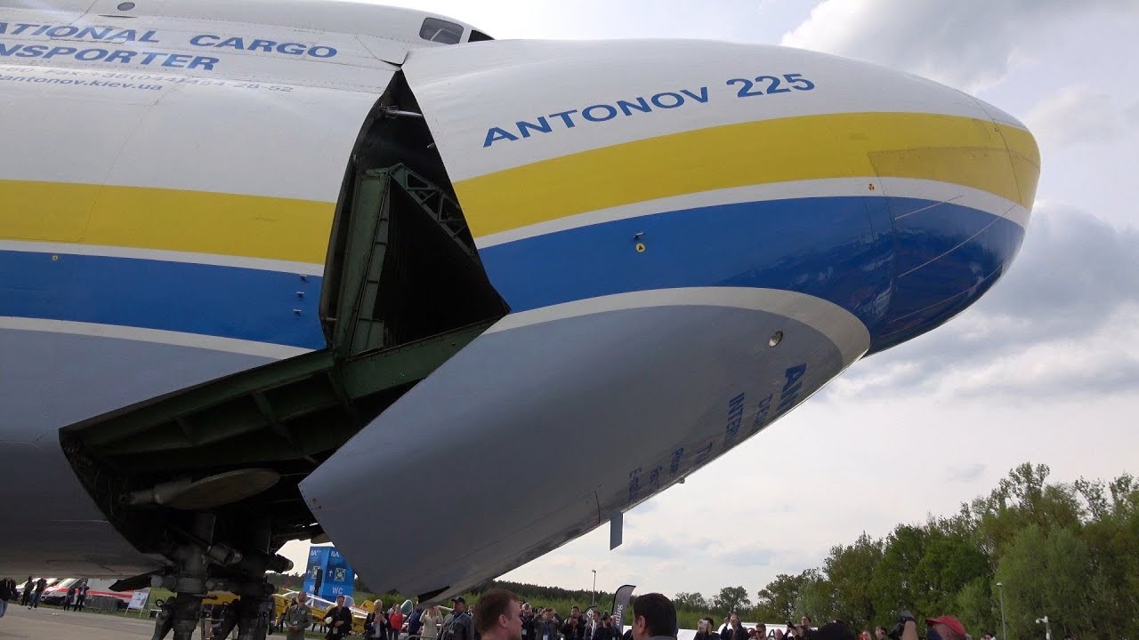 4Kᵁᴴᴰ GIANT ANTONOV AN-225 
