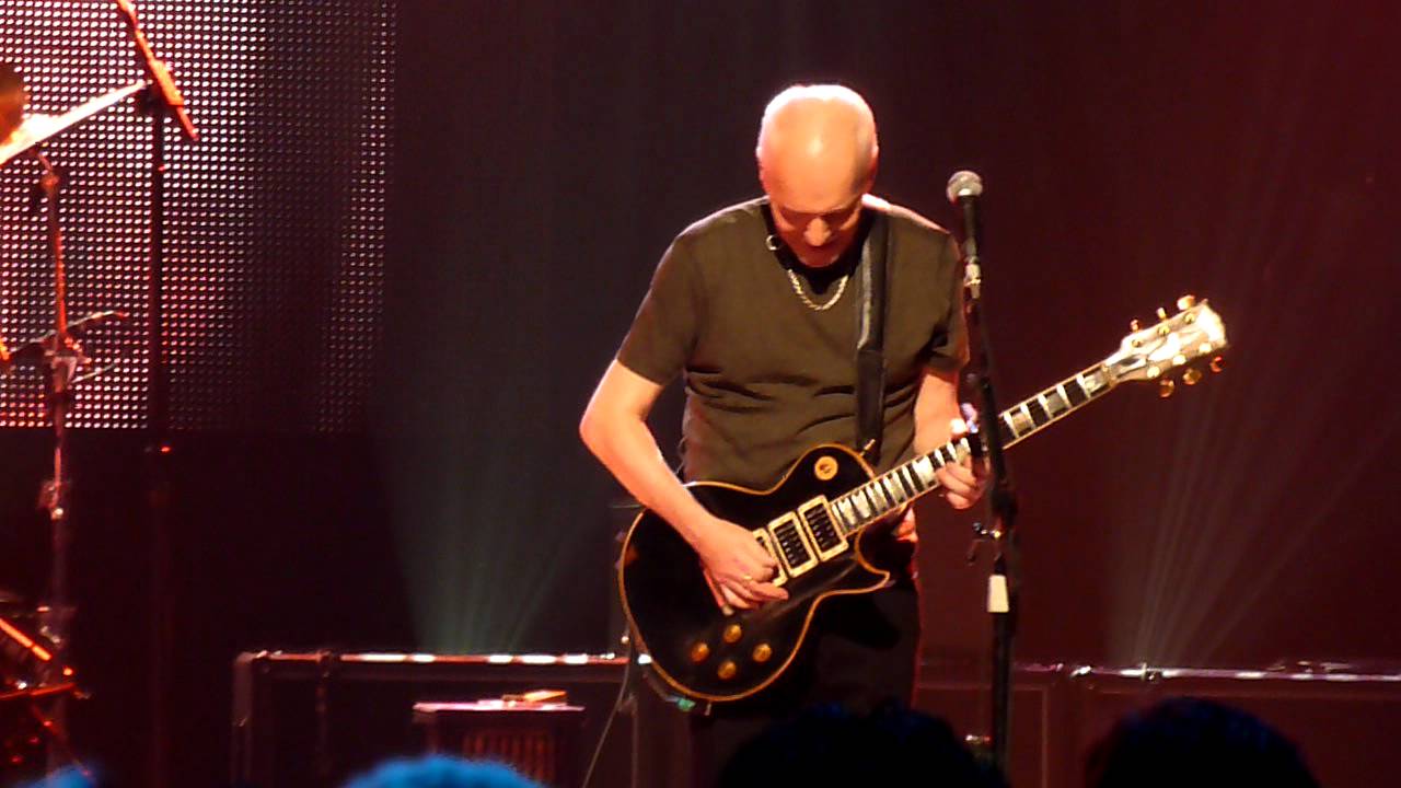 Peter Frampton plays lost guitar for the first time