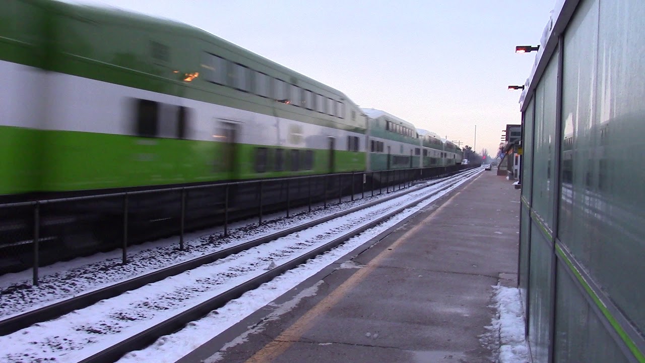 GO Transit train at Rouge Hill station.