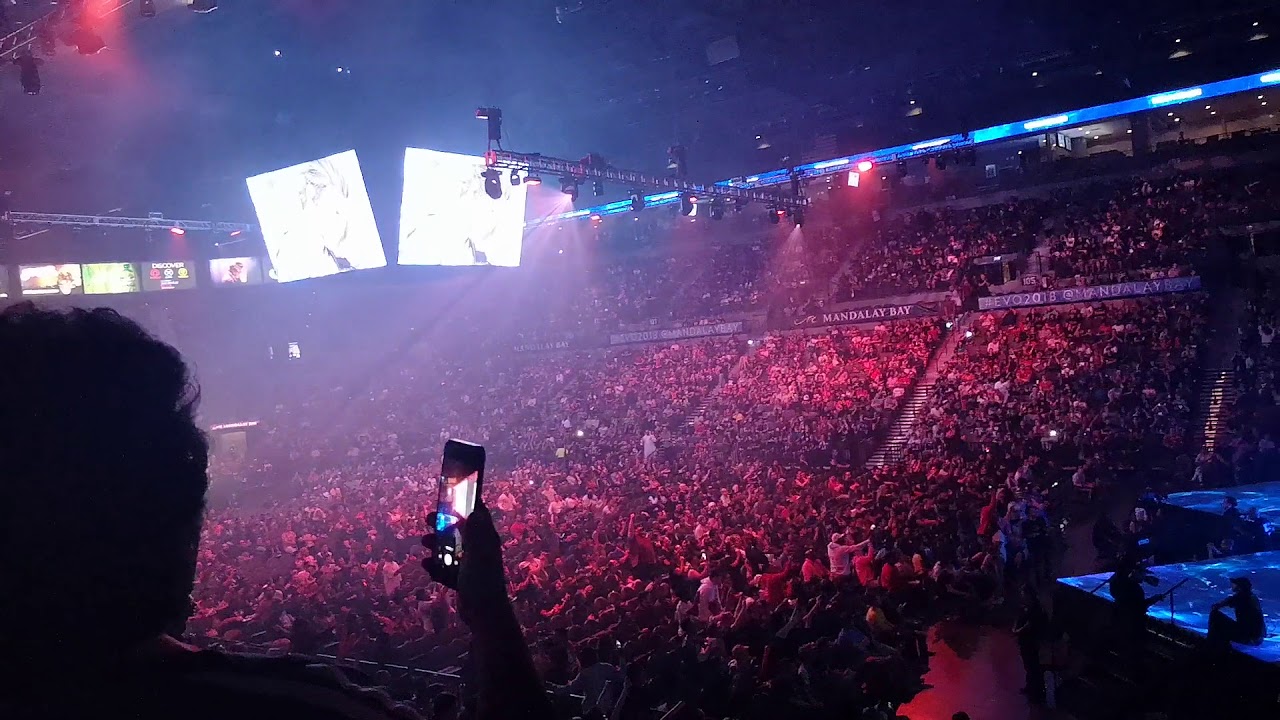 EVO 2018 - Tekken 7 Season 2 Live Crowd Reaction
