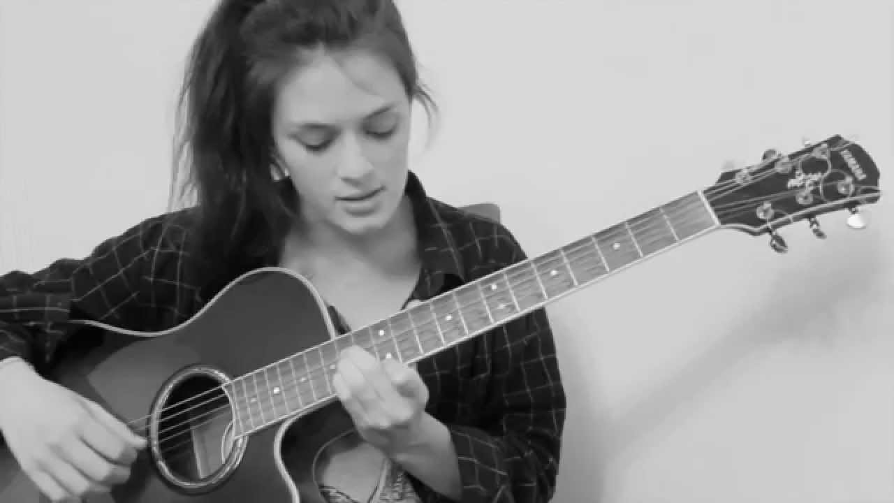 Agustina Cuello - Plug del sur (Lisandro Aristimuño)