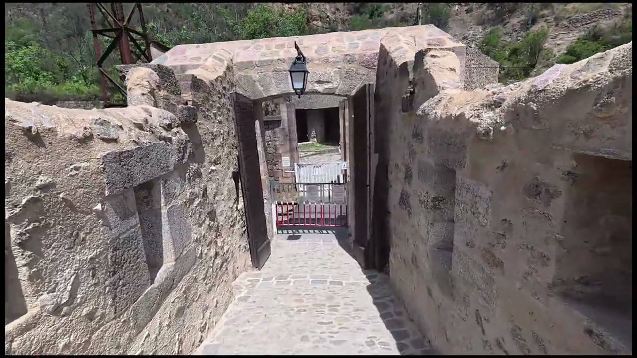 SCOOTER TROUGH EUROPE 2025 .DAY 8/2  Remparts de  Villefranche-de-Conflent, France