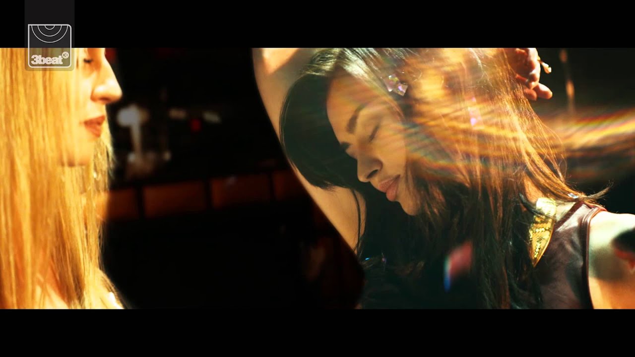 Matrix & Futurebound ft Tanya Lacey - Dont Look Back (Official Video)