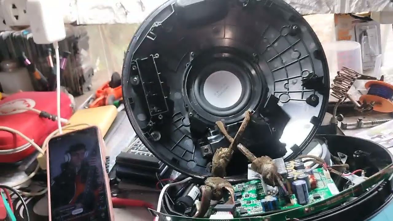 Paano ayusin ang Harman Kardon Onyx Speaker No power issue problem solved no need parts replacement