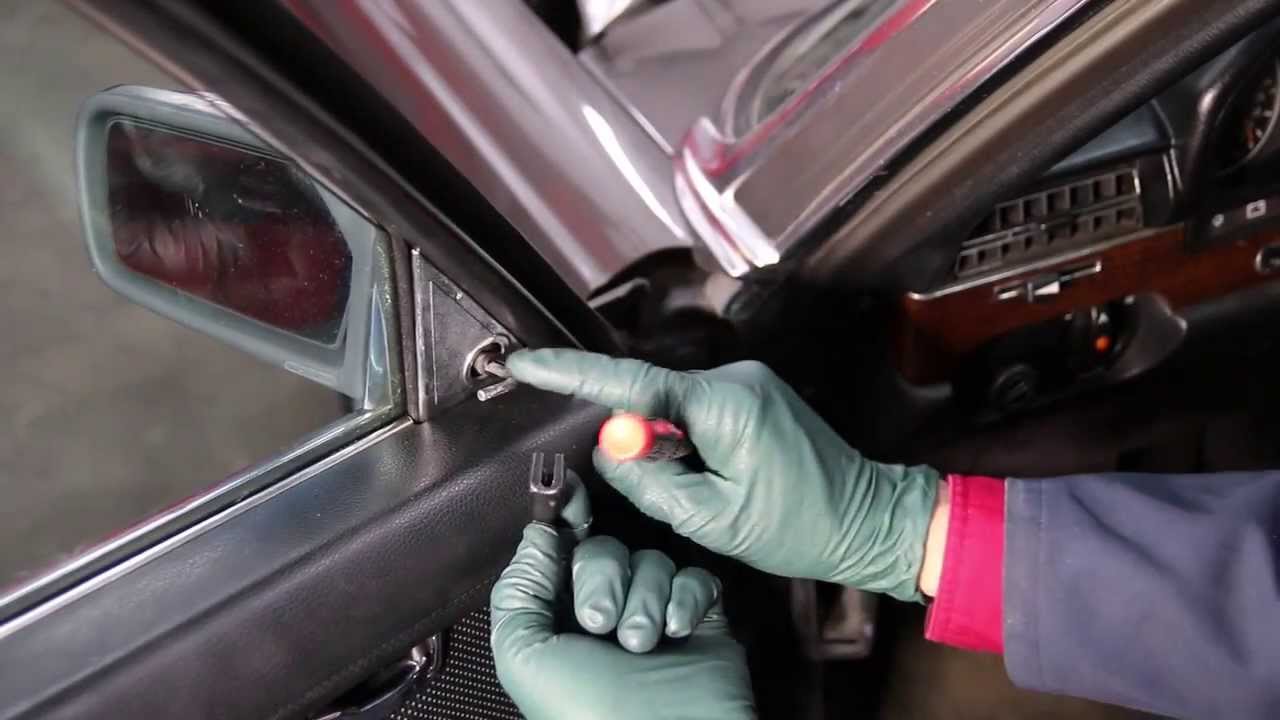 Как снять ручку регулировки на старом наружном зеркале Mercedes — Кент Бергсма