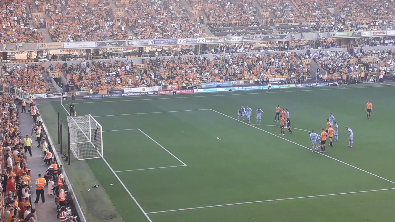 Ra&uacute;l Jim&eacute;nez Penalty.🐺🇲🇽 WWFC vs Burnley. (25-8-19)