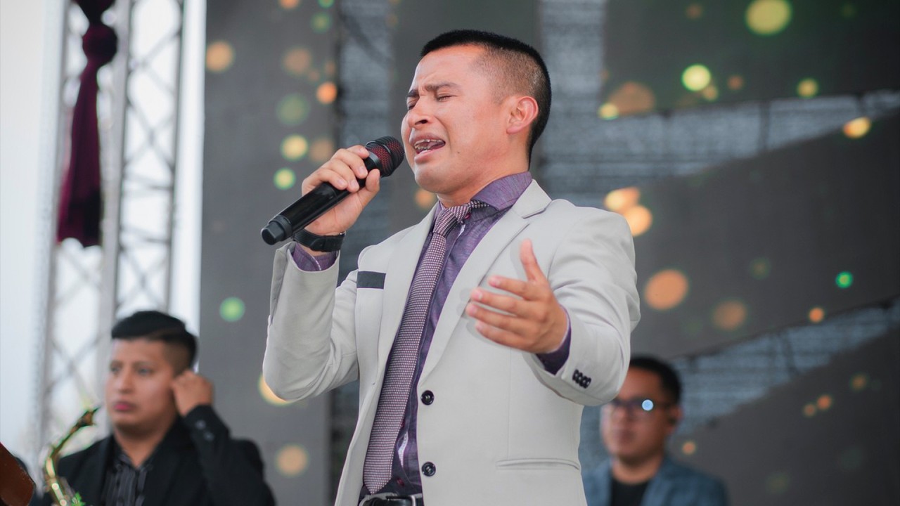 Vivo por Fe en mi Salvador ⚔ Maynor Morales y su grupo Ministerio Emanuel