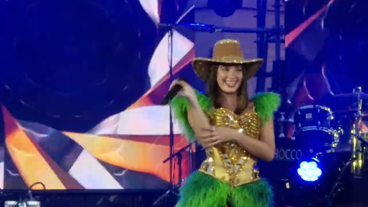 Disney pride - Bianca Costa live part 1 - 17.06.2023 #disneylandparis #disneyland #dlp