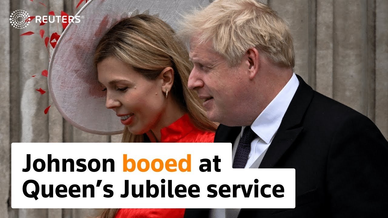 Boris Johnson booed at Queen Elizabeth&rsquo;s Jubilee service