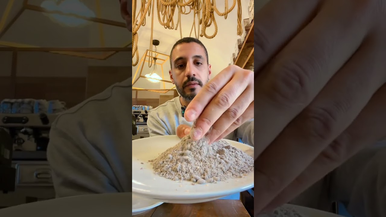كيفية التفرقة بين أنواع الدقيق.. 