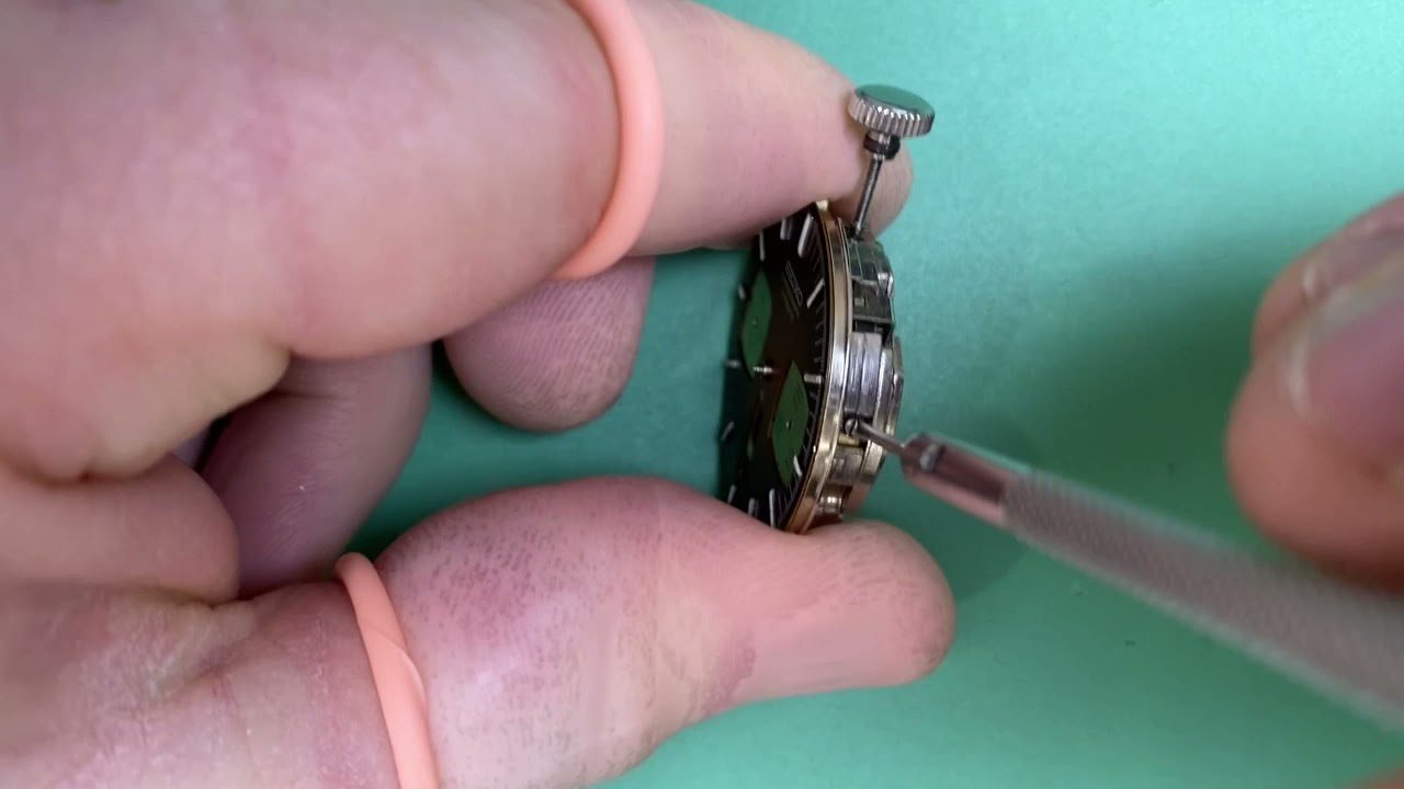 Seiko 6138 ‘Bullhead’ Service Procedure - Part 1: Dismantling