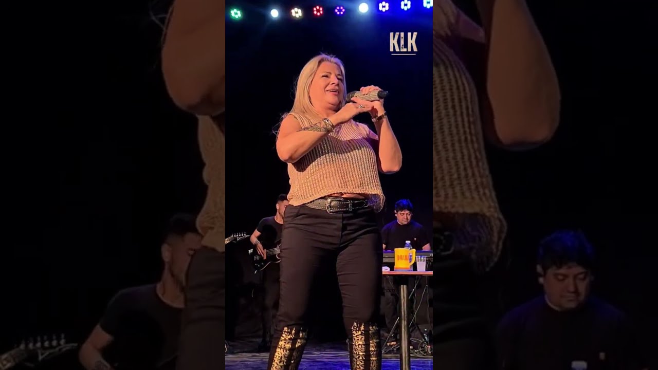 DALILA - QUEDATE CON ELLA / A DECIRME QUE / YO SIN TU AMOR - TEATRO MORON