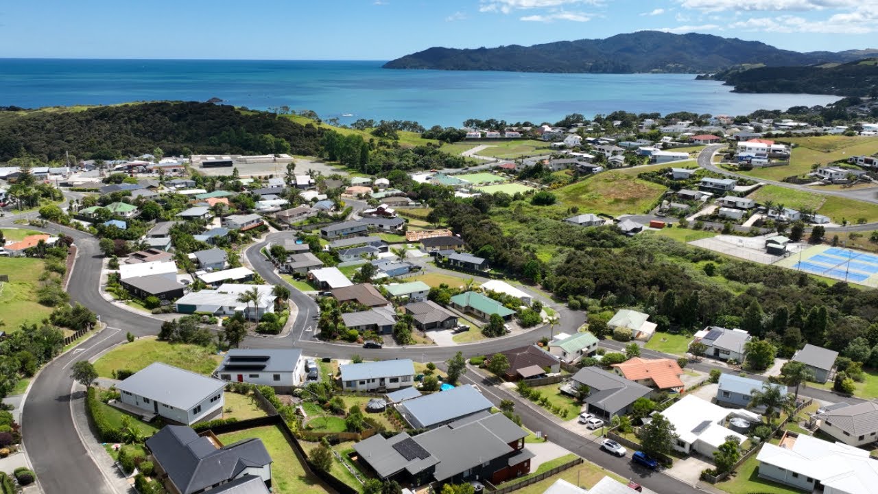 3 Frangipani St, Coopers Beach, 2025