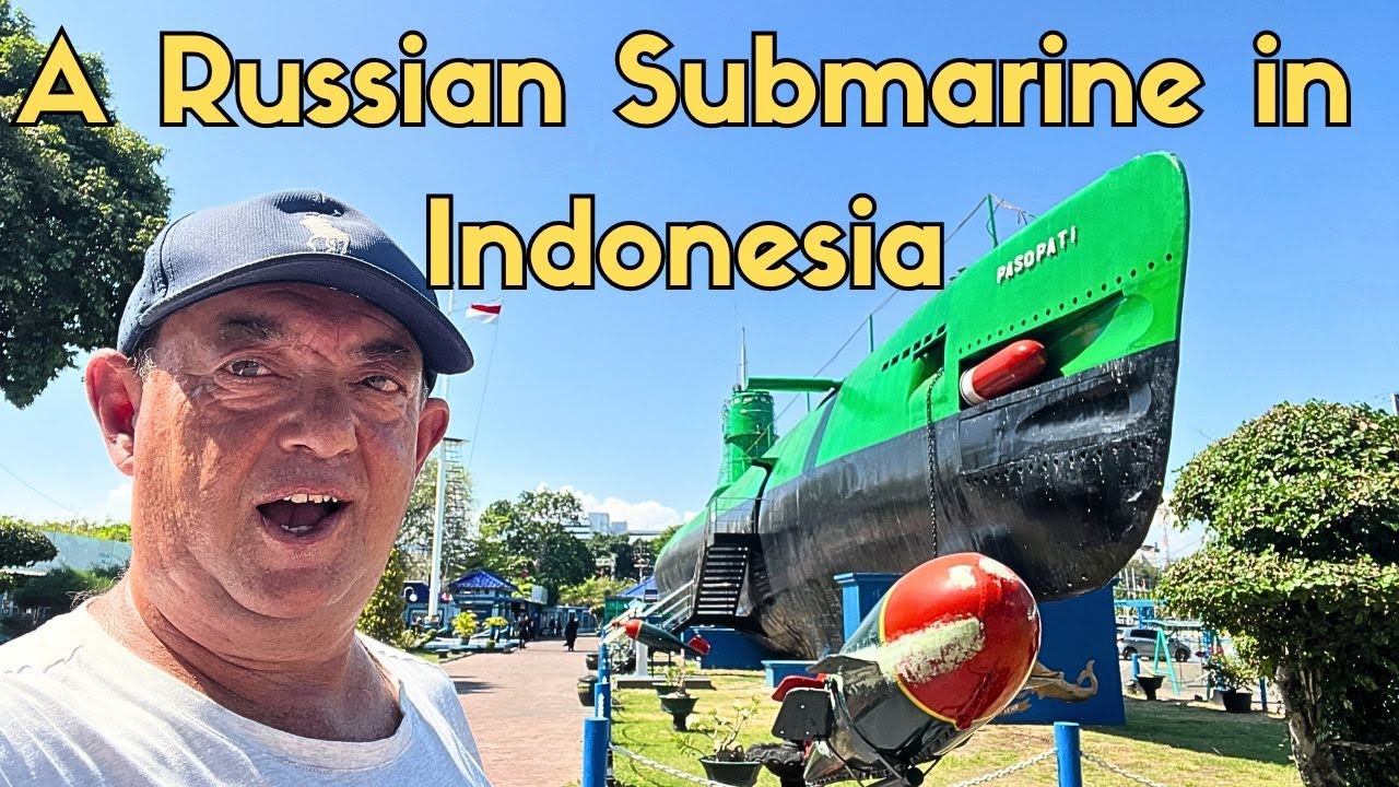 Exploring Surabaya: Cold War Submarines, Colonial Landmarks & Heroic Monuments 🇮🇩 - Day 1