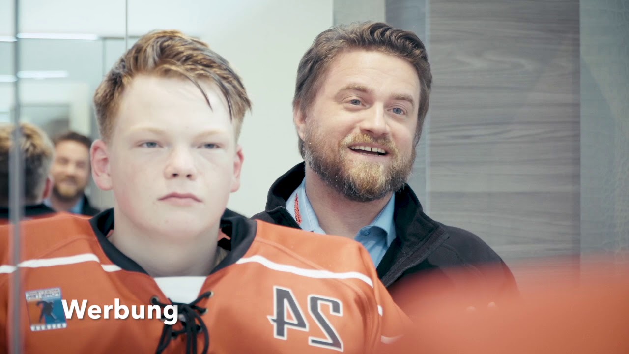 Werbespot Badezimmer und Eishockey - Witthus Hammer Heimtex Fachmarkt mit den Weserstars Bremen